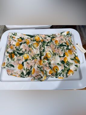 Anthropologie Cream Floral Citrus Print Women's Shorts